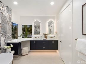 10416 130th Avenue NE, Kirkland WA 98033