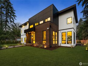 10416 130th Avenue NE, Kirkland WA 98033