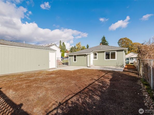 1139 Pitt Avenue, Bremerton WA 98310