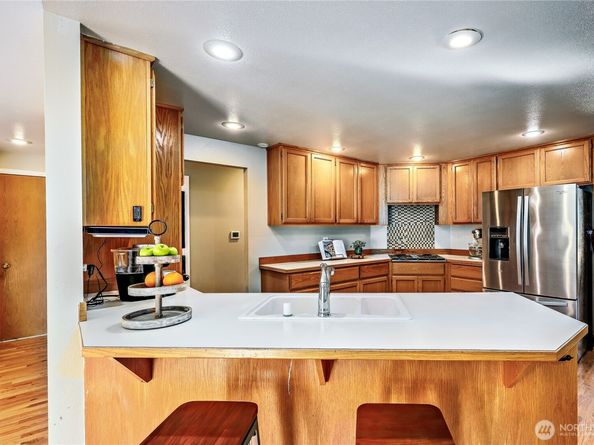 12281 Ridgepoint Circle NW, Silverdale WA 98383