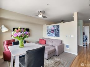 15100 6th Avenue SW 523, Burien WA 98166