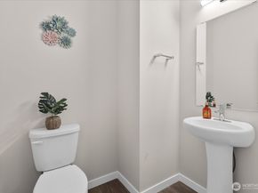 23413 Edmonds Way A2, Edmonds WA 98026