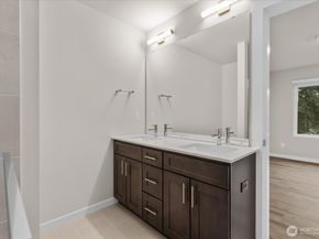 23413 Edmonds Way A2, Edmonds WA 98026