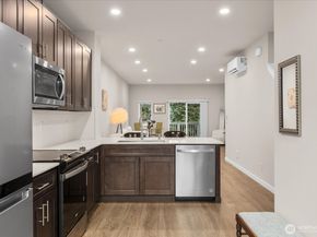 23413 Edmonds Way A2, Edmonds WA 98026