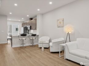 23413 Edmonds Way A2, Edmonds WA 98026