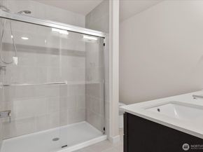 23413 Edmonds Way A2, Edmonds WA 98026