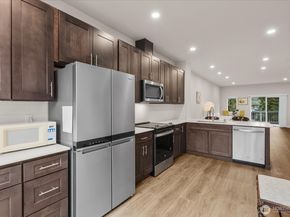 23413 Edmonds Way A2, Edmonds WA 98026