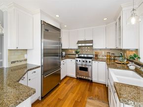 1238 3rd Avenue N, Seattle WA 98109