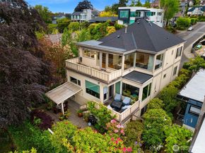 525 W Prospect Street A, Seattle WA 98119