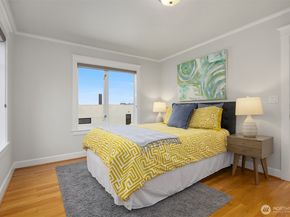 525 W Prospect Street A, Seattle WA 98119