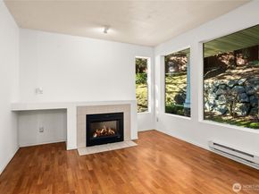 4020 S 222nd Place 101, Kent WA 98032