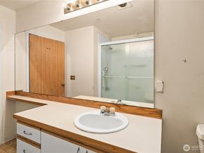 4020 S 222nd Place 101, Kent WA 98032