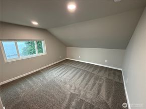 4123 McCall Boulevard W, Bremerton WA 98312