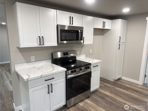 4123 McCall Boulevard W, Bremerton WA 98312