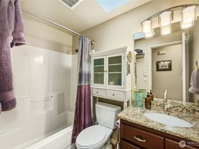 3929 205th Place SW, Lynnwood WA 98036