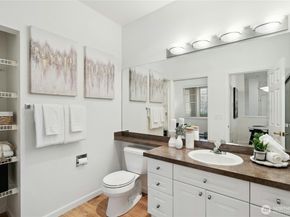 16125 Juanita Woodinville Way NE 2202, Bothell WA 98011