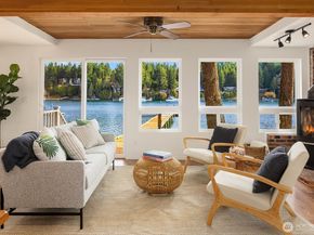 11710 Arrow Point Drive NE, Bainbridge Island WA 98110