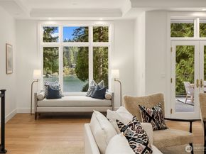 11710 Arrow Point Drive NE, Bainbridge Island WA 98110