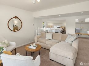 11710 Arrow Point Drive NE, Bainbridge Island WA 98110