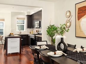 1848 NE Kenyon Court, Issaquah WA 98029