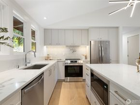 8920 168th Avenue NE, Redmond WA 98052