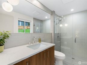 8920 168th Avenue NE, Redmond WA 98052