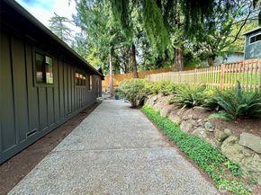 8920 168th Avenue NE, Redmond WA 98052