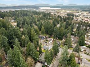 8920 168th Avenue NE, Redmond WA 98052
