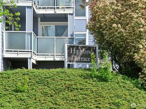 8812 20th Avenue NE A302, Seattle WA 98115