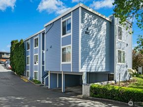 8812 20th Avenue NE A302, Seattle WA 98115
