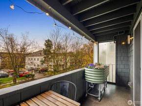 1729 18th Avenue 201, Seattle WA 98122