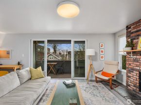 1729 18th Avenue 201, Seattle WA 98122