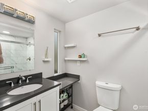 1729 18th Avenue 201, Seattle WA 98122