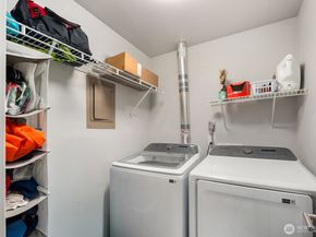 1729 18th Avenue 201, Seattle WA 98122