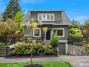 8205 18th Avenue NE, Seattle WA 98115