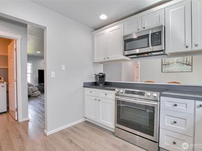 1430 SW 352nd Ct, Federal Way WA 98023