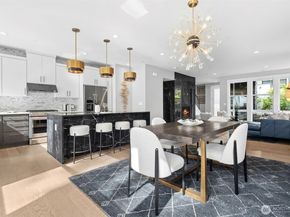 7829 NE 121st Lane A, Kirkland WA 98034