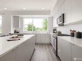 3915 198th Street SE D3, Bothell WA 98012