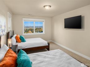 6016 Princeton Avenue NE, Seattle WA 98115