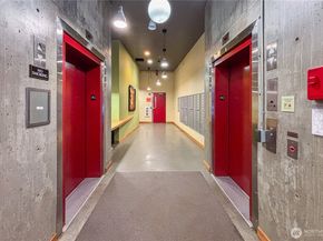 827 Hiawatha Place S 308, Seattle WA 98144