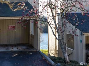 525 Lebo Boulevard B1, Bremerton WA 98310