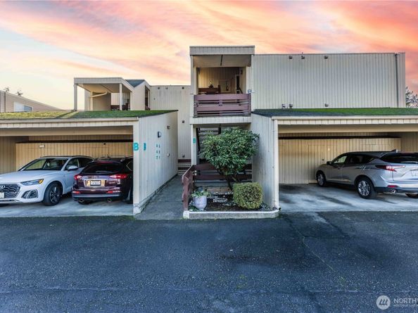 525 Lebo Boulevard B1, Bremerton WA 98310