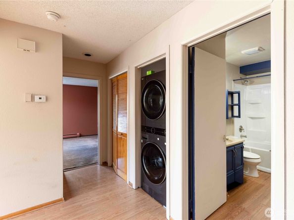 525 Lebo Boulevard B1, Bremerton WA 98310