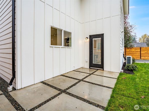 12531 25th Avenue NE Unit C, Seattle WA 98125