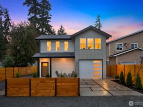 12531 25th Avenue NE Unit C, Seattle WA 98125