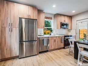 12531 25th Avenue NE Unit C, Seattle WA 98125