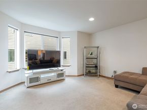 12049 32nd Avenue NE C, Seattle WA 98125