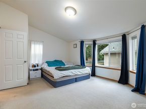 12049 32nd Avenue NE C, Seattle WA 98125