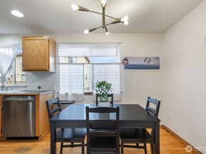 12049 32nd Avenue NE C, Seattle WA 98125