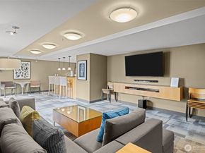 2929 1st Avenue 205, Seattle WA 98121